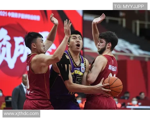 北京篮球队个人能力引发热议球员表现与团队合作的辩论